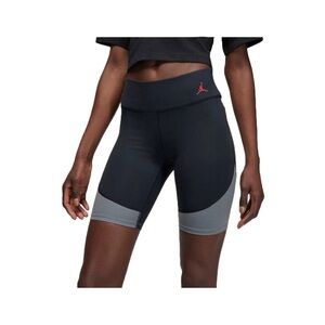 Air Jordan Women's Heritage Shorts Tight Fit Size M Black and Gray color